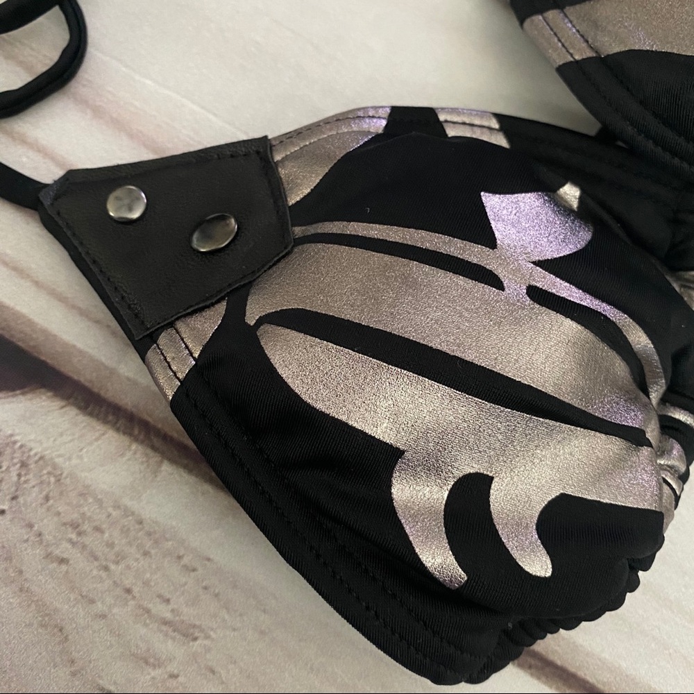 🔥 Fox Racing Held Up Triangle Top Swimsuit - Picture 2 of 4